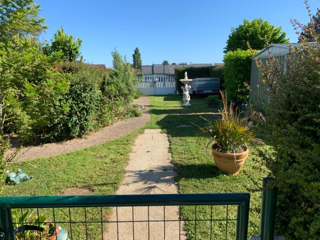 Residence Les Jardins De Courseulles F3 מראה חיצוני תמונה